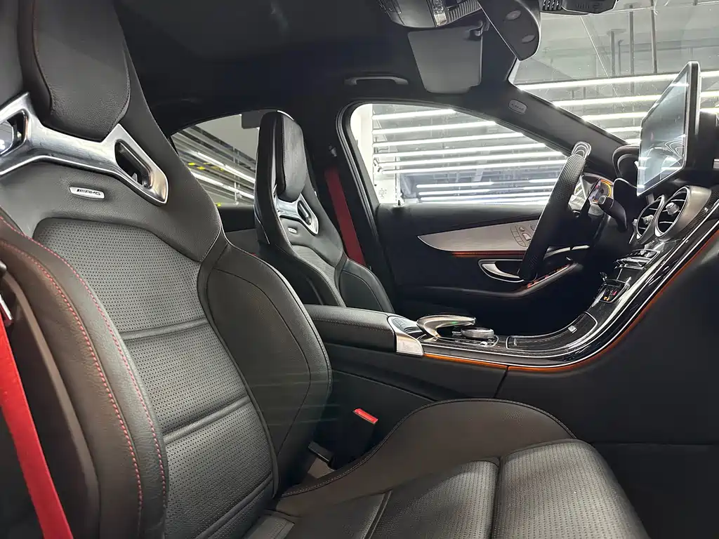 Mercedes-Benz C-Class AMG 2018 — фото 13