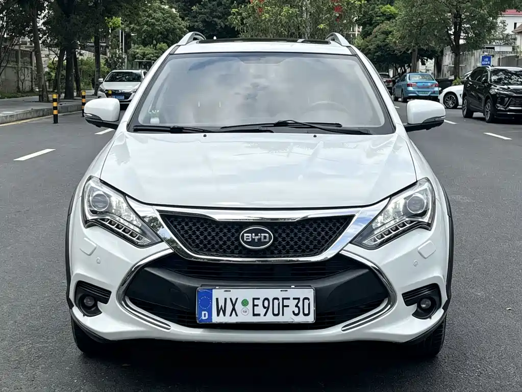 BYD Tang New Energy 2016