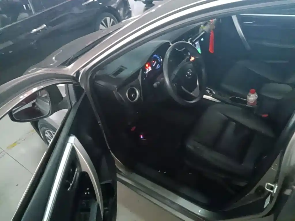 Toyota Corolla 2019 — фото 16