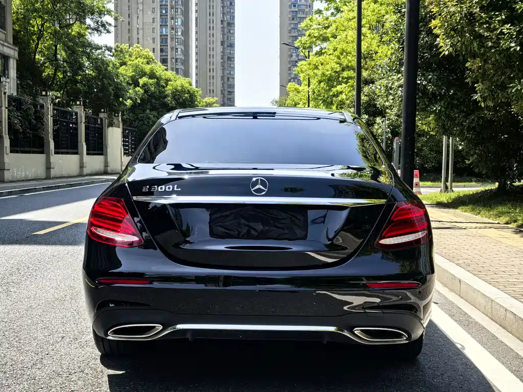 Mercedes-Benz E-Class 2019 — фото 6