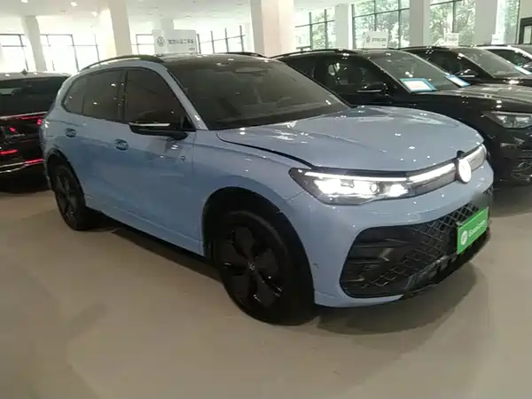 Volkswagen Tiguan L 2024