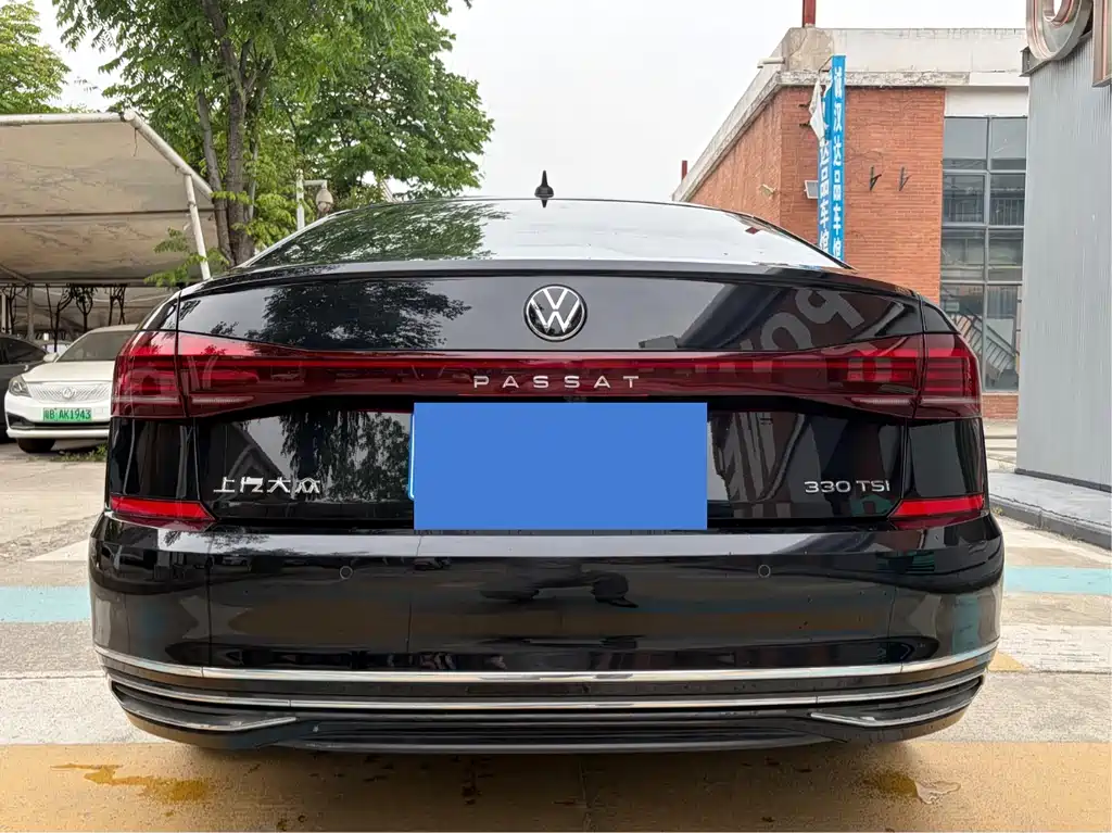 Volkswagen Passat 2021 — фото 15