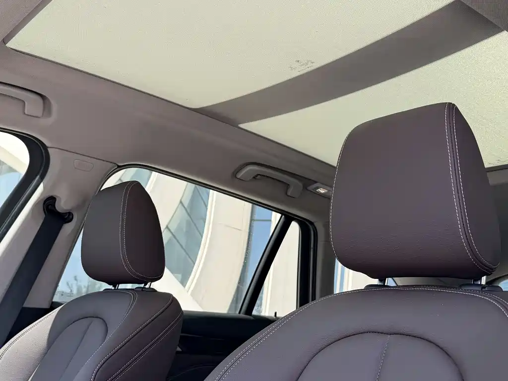 BMW X1 2022 — фото 11