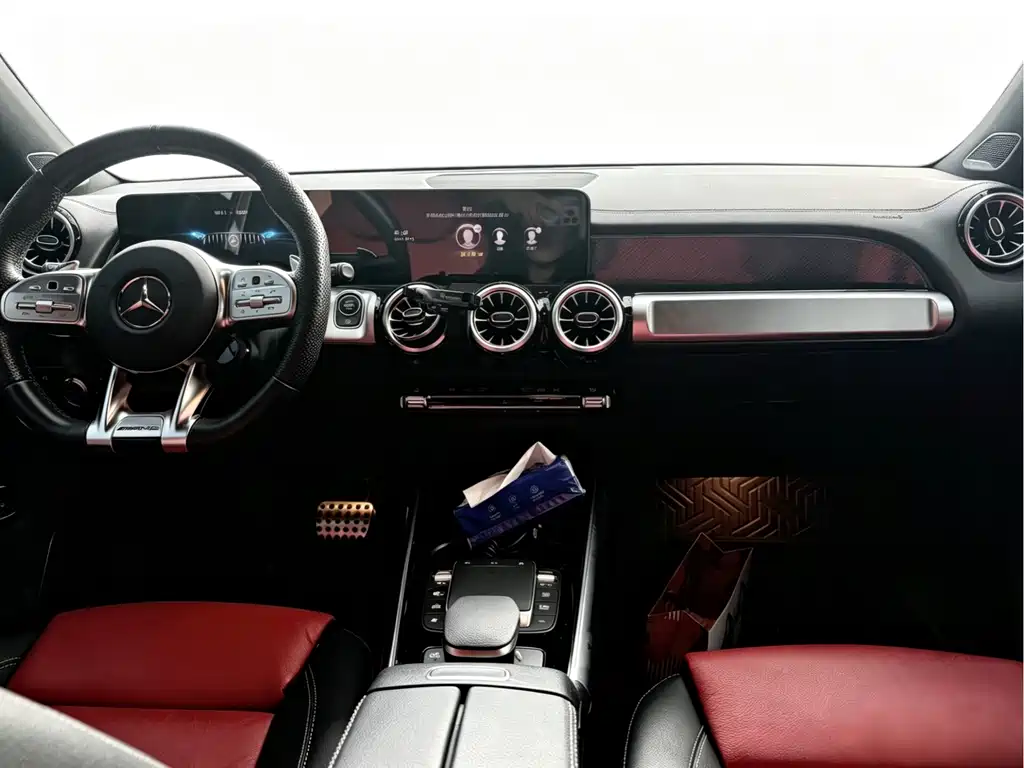Mercedes-Benz GLB AMG 2023 — фото 3