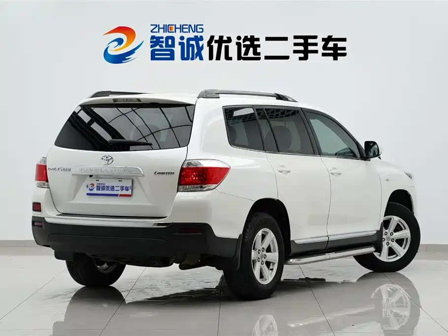 Toyota Highlander 2014 — фото 35
