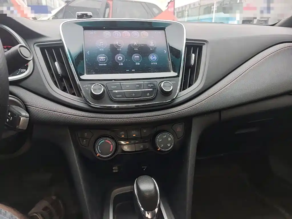 Chevrolet Monza 2019 — фото 13