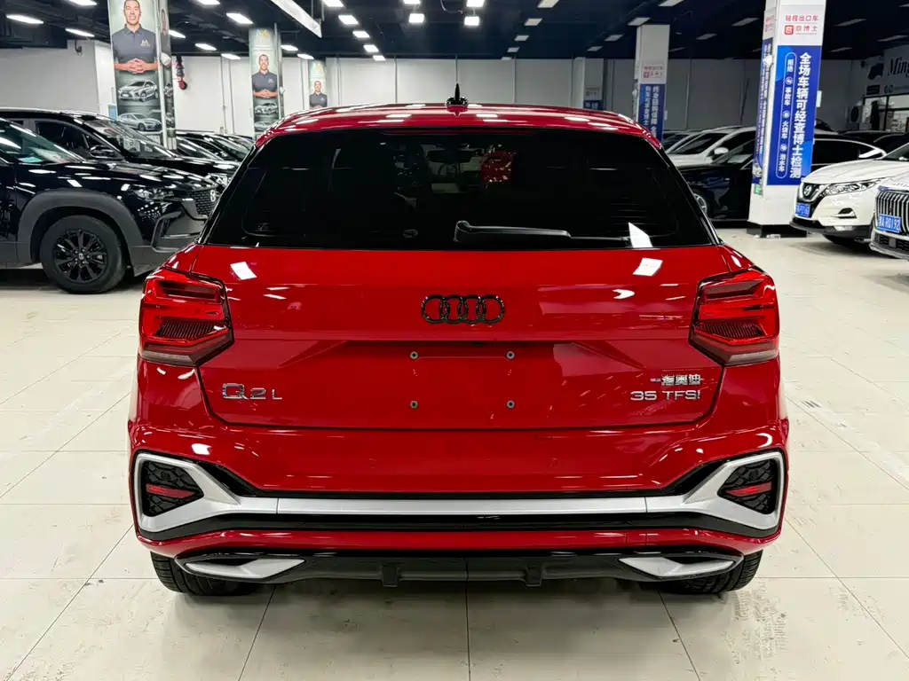 Audi Q2L 2022