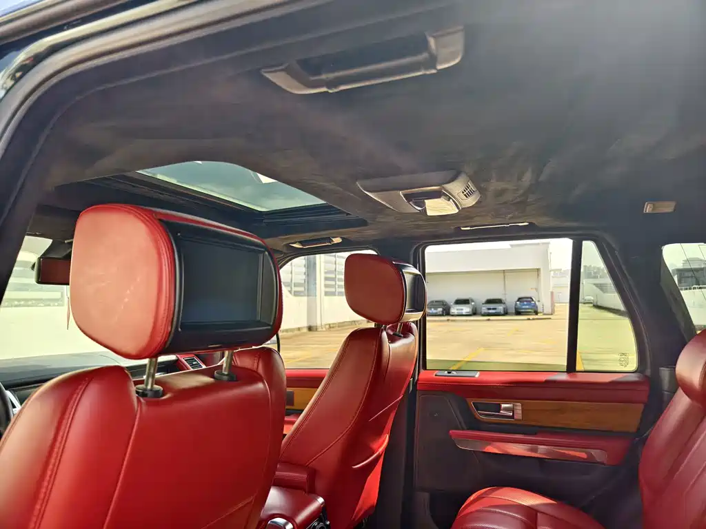 Land Rover Range Rover Sport 2013 — фото 10