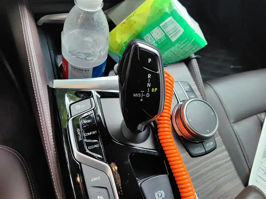 BMW 5 Series New Energy 2018 — фото 16