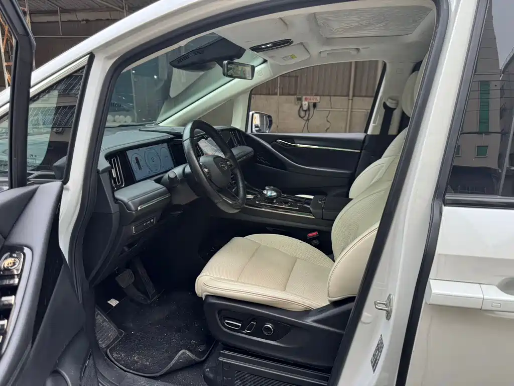 GAC Motor Trumpchi E9 2023 — фото 3