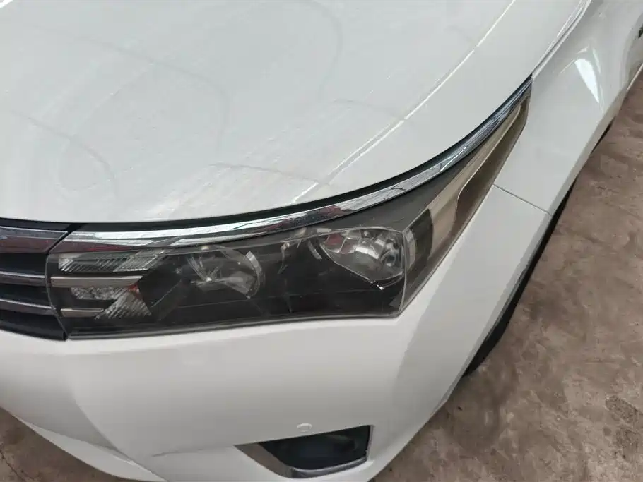 Toyota Corolla 2015