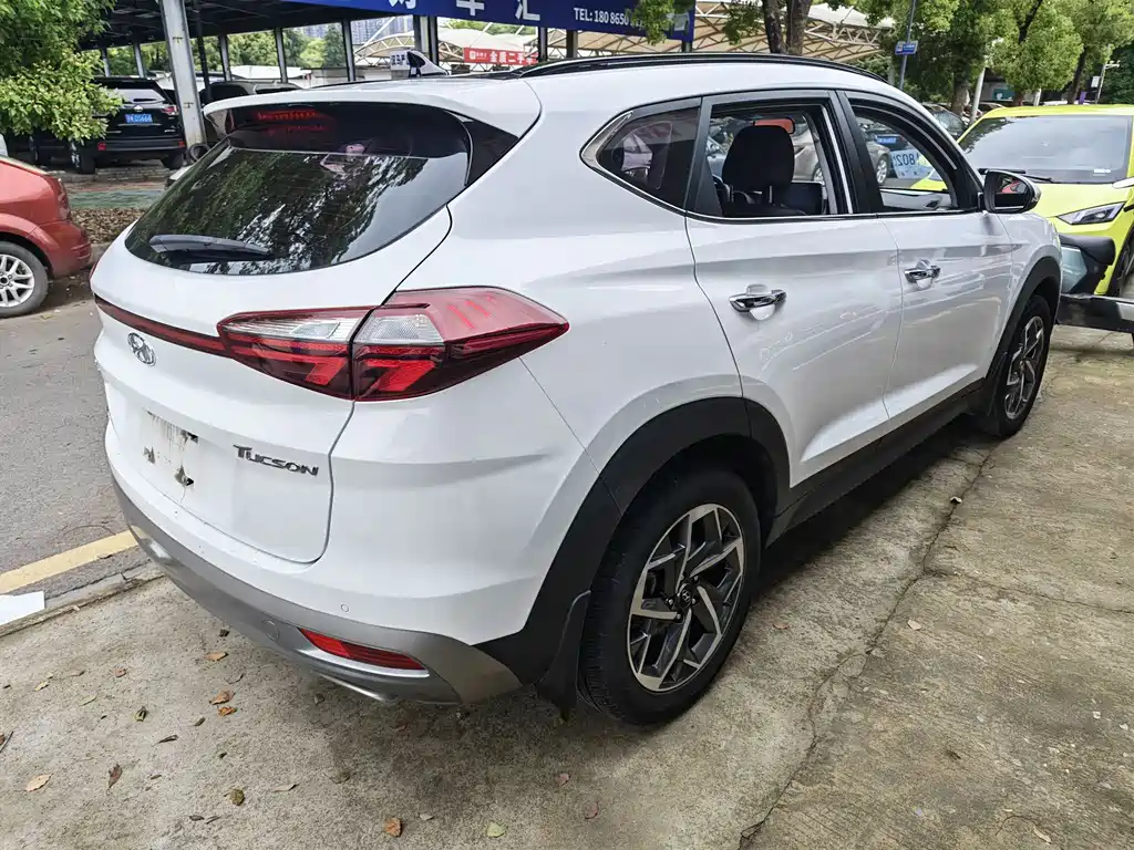 Hyundai Tucson 2020 — фото 17