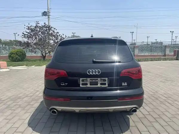 Audi Q7 2010