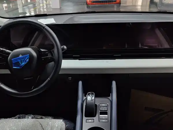 Lingxi Lingxi L 2025