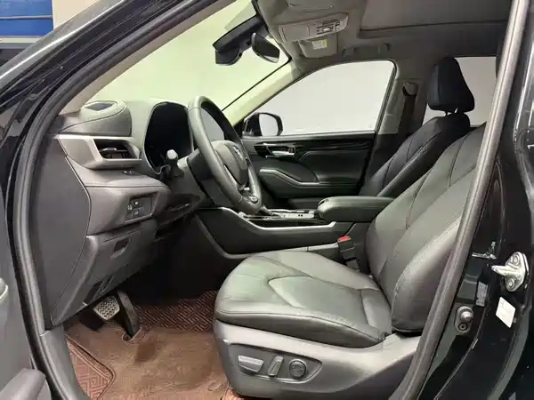 Toyota Highlander 2023