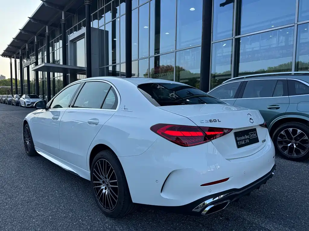 Mercedes-Benz C-Class 2026