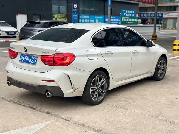 BMW 1 Series 2021