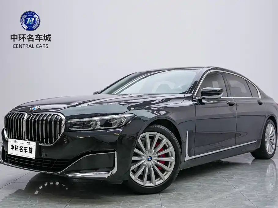 BMW 7 Series 2020 — фото 1