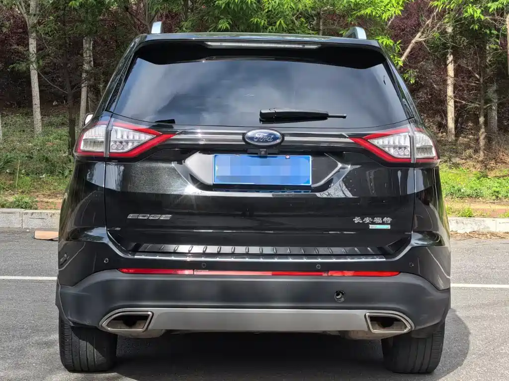 Ford Edge 2016 — фото 5