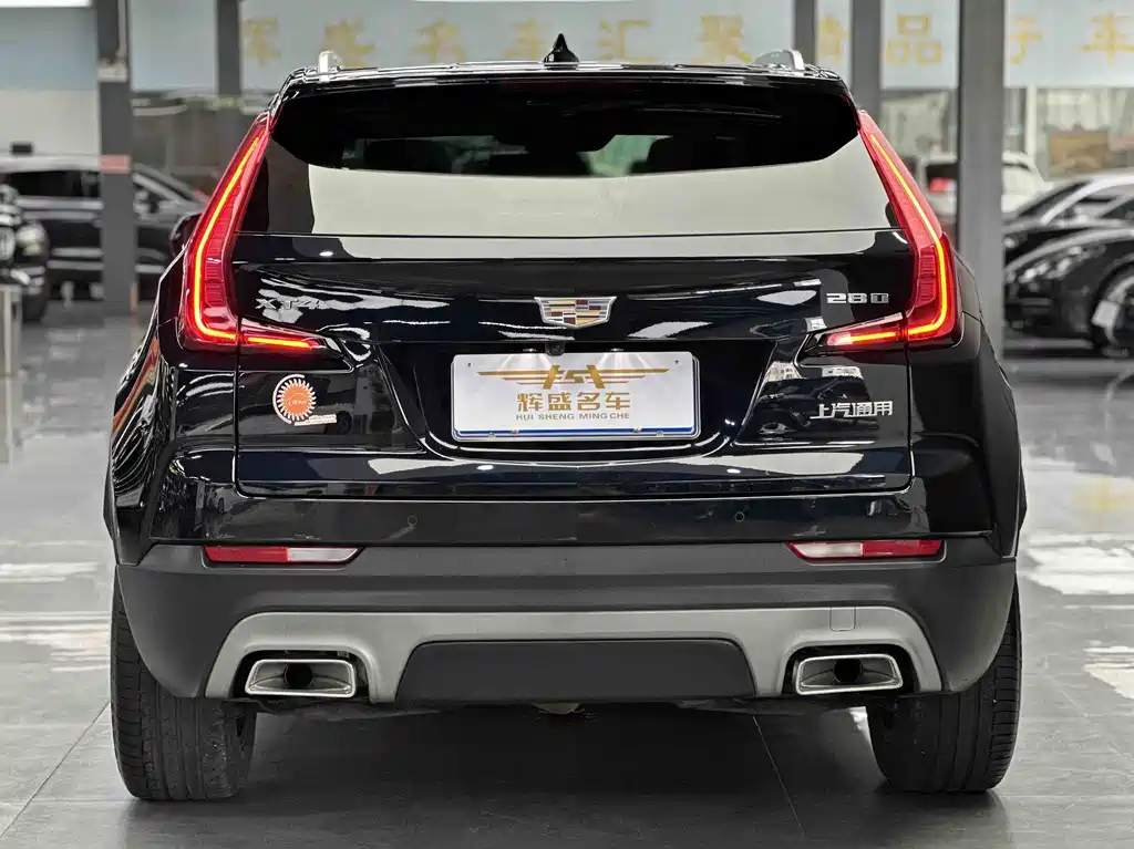 Cadillac XT4 2020 — фото 6