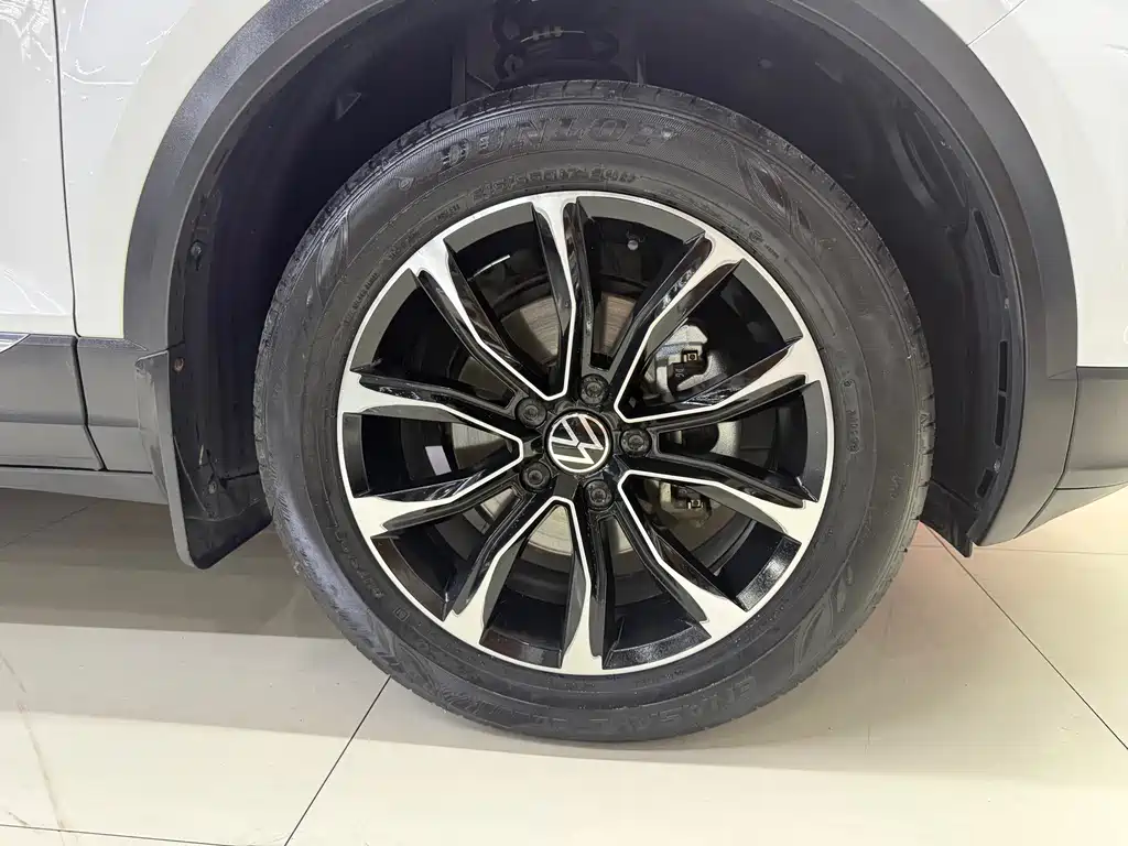 Volkswagen T-Roc 2023