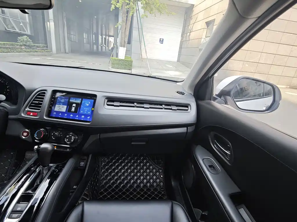 Honda Vezel 2016 — фото 10