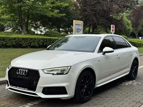 Audi A4L 2018