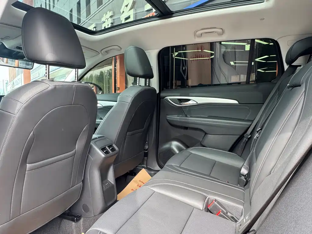 Buick Envision Plus 2025 — фото 11
