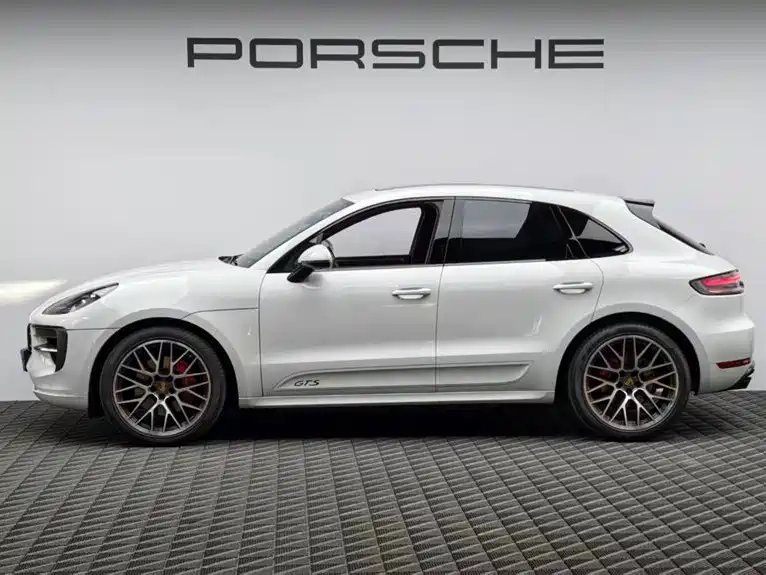Porsche Macan 2021 — фото 4