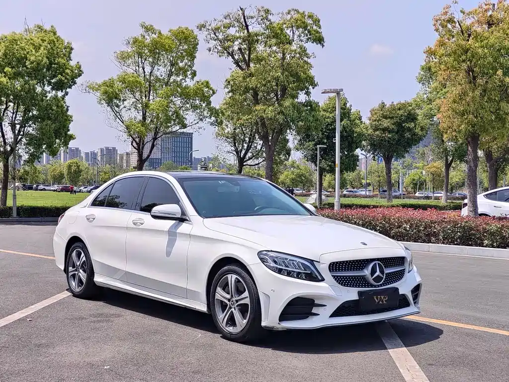 Mercedes-Benz C-Class 2020 — фото 1