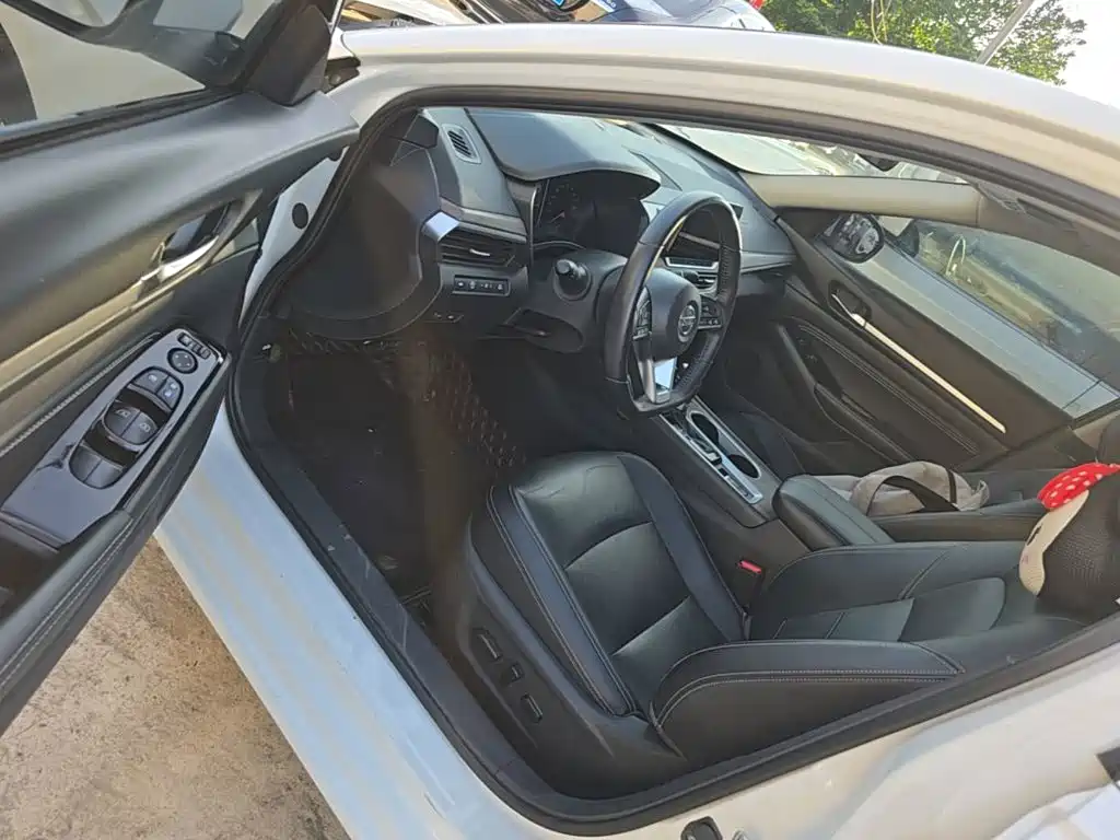 Nissan Teana 2022 — фото 16