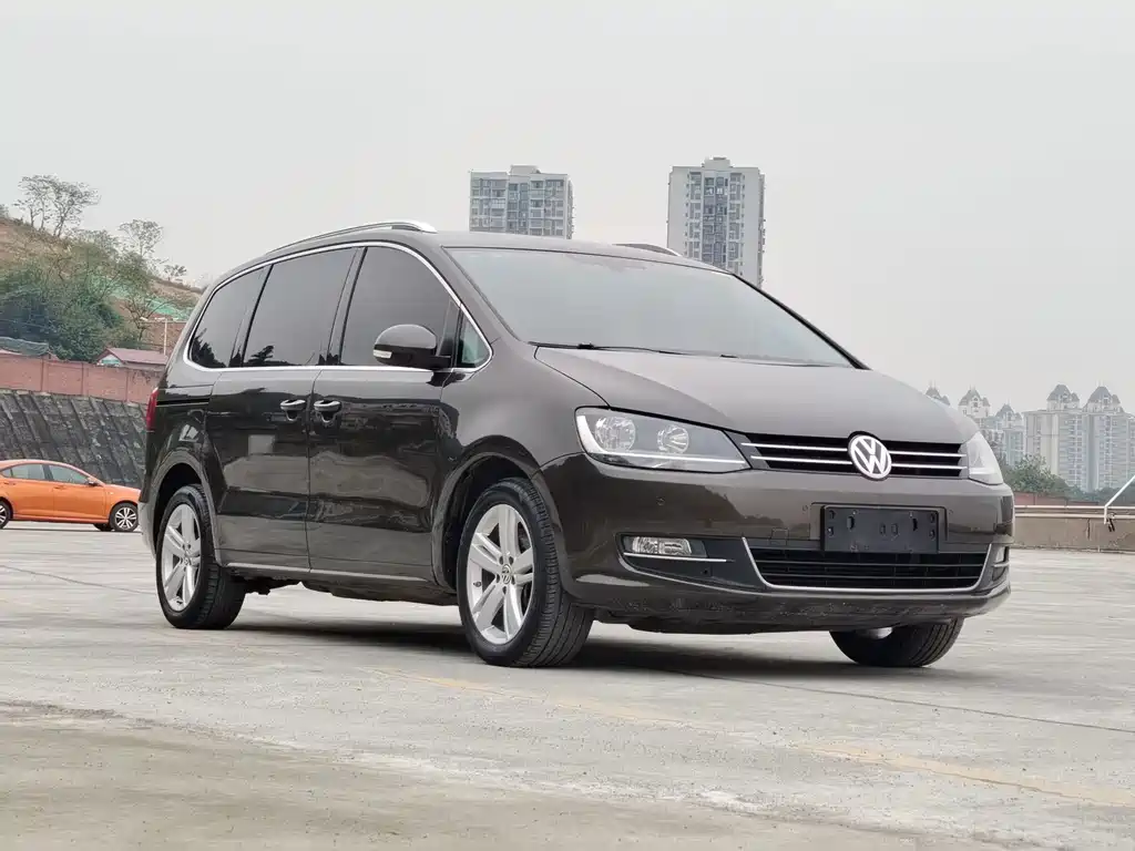 Volkswagen Sharan 2017 — фото 7