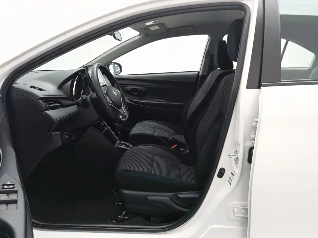 Toyota Vios 2022 — фото 10
