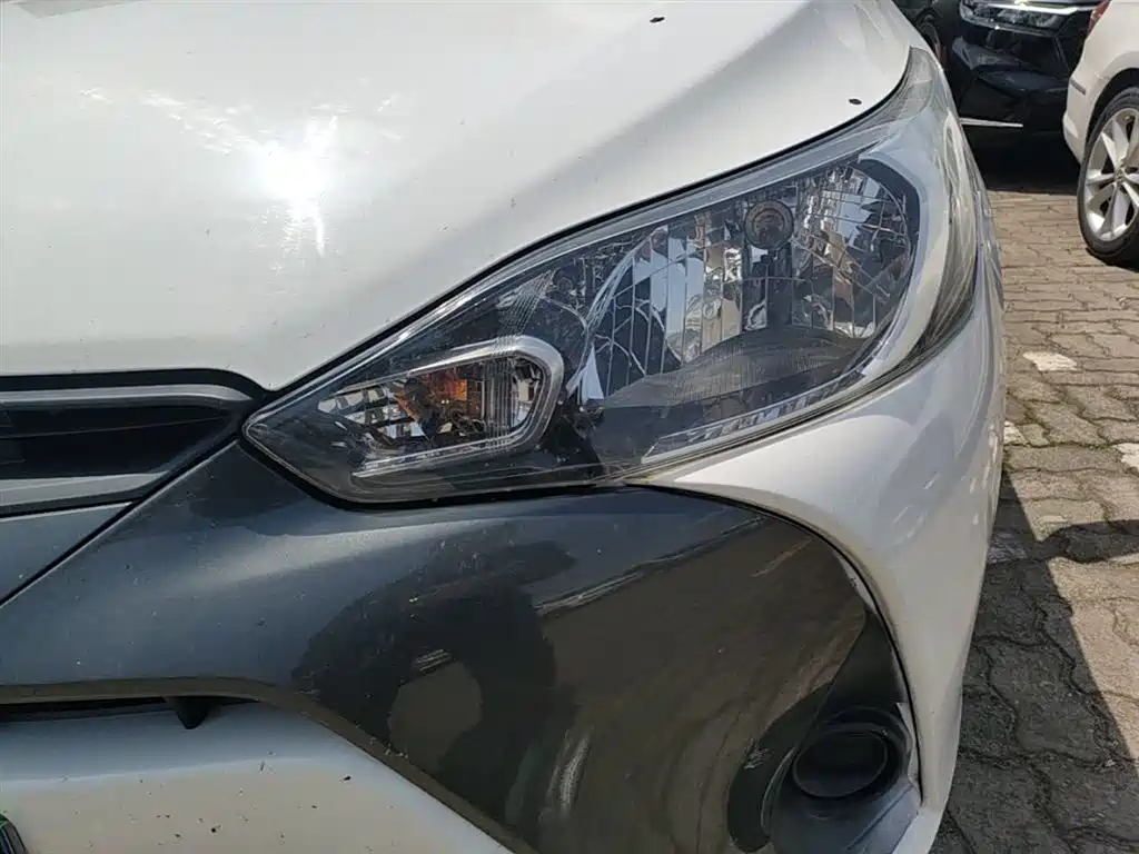 Toyota Yaris L 2019 — фото 24