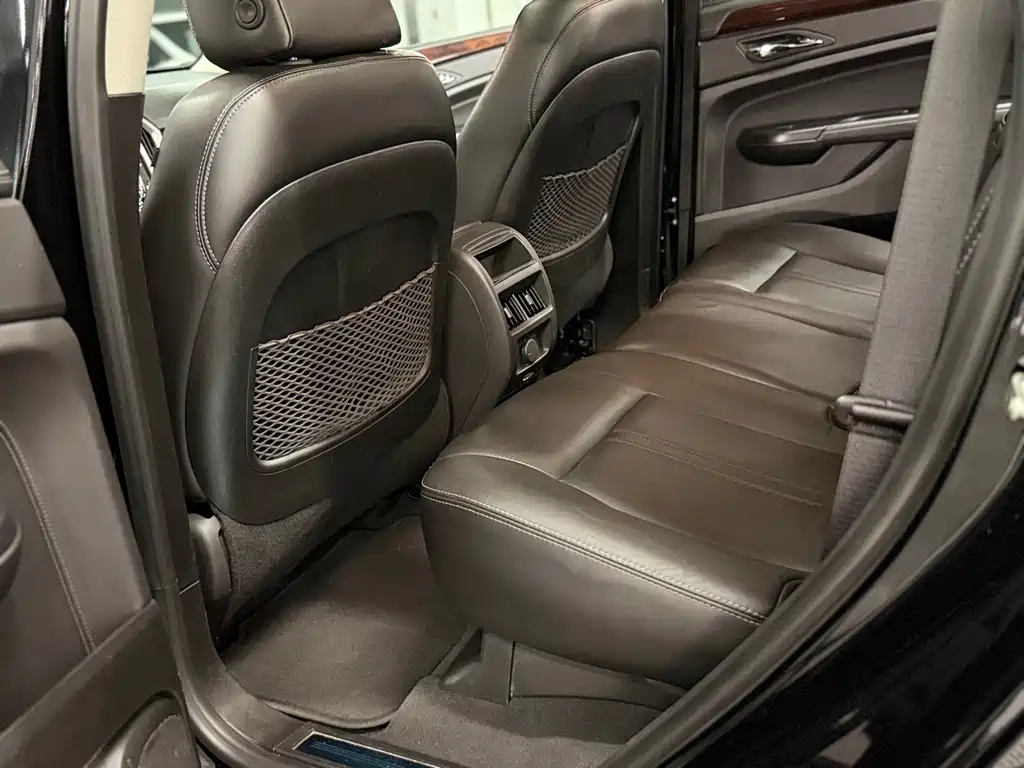 Cadillac SRX 2014 — фото 13