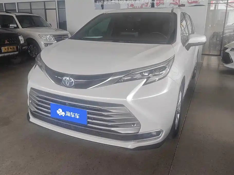 Toyota Sienna 2022