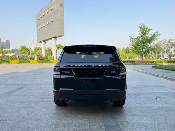 Land Rover Range Rover Sport 2015