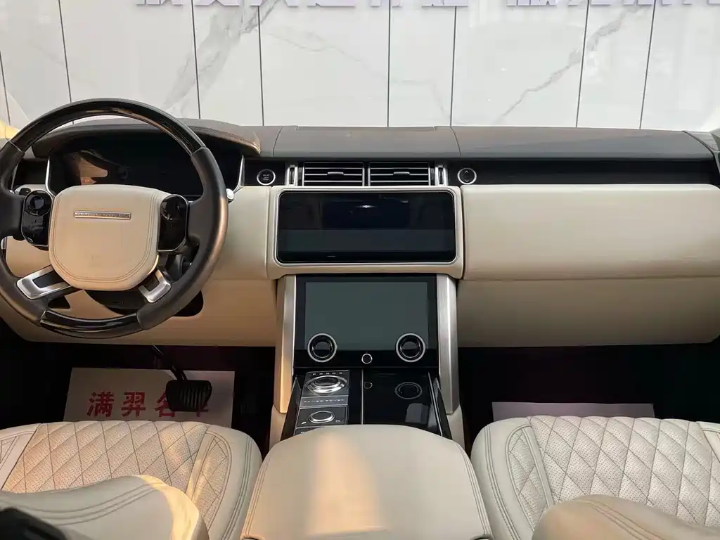 Land Rover Range Rover 2018 — фото 22