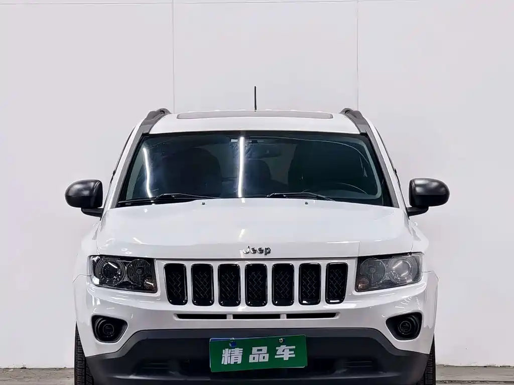 Jeep Compass 2013 — фото 2