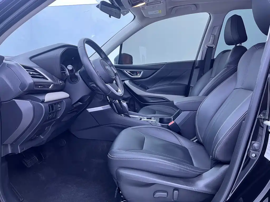 Subaru Forester 2021 — фото 10