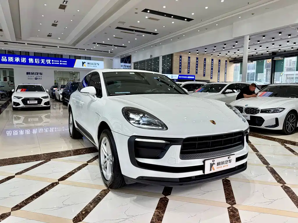 Porsche Macan 2024 — фото 4
