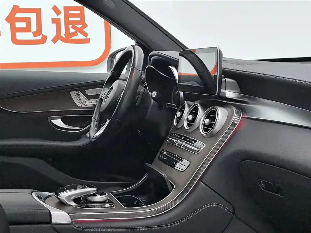 Mercedes-Benz GLC 2018 — фото 22