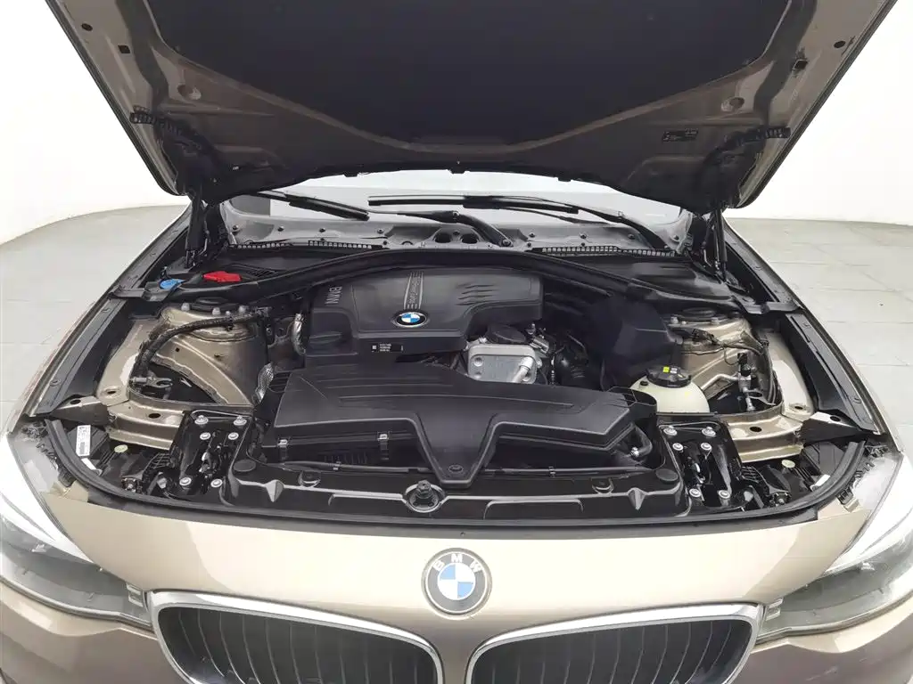 BMW 3 Series GT 2016 — фото 6