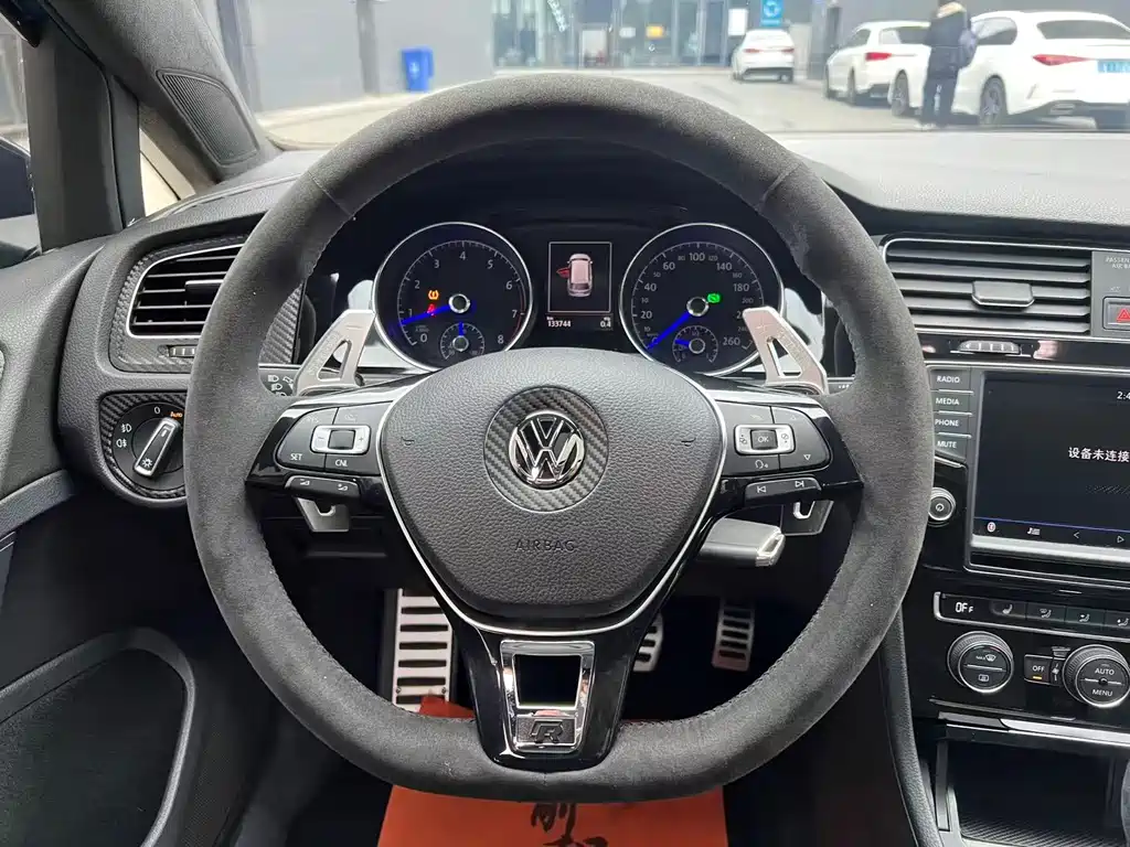 Volkswagen Golf 2015 — фото 15