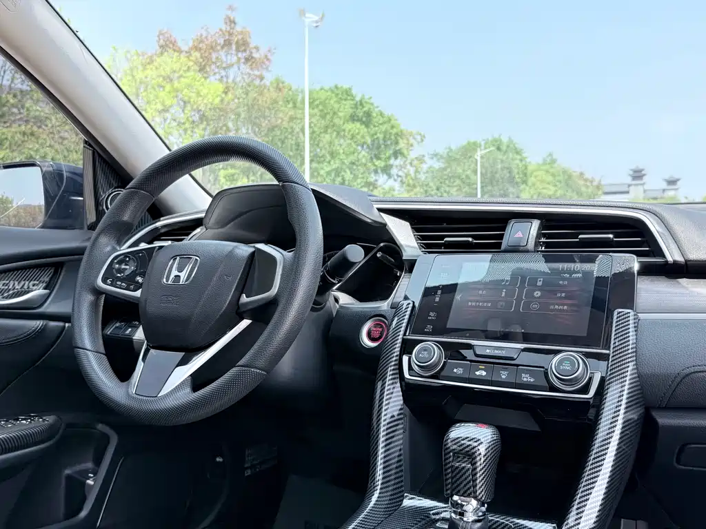 Honda Civic 2021 — фото 11