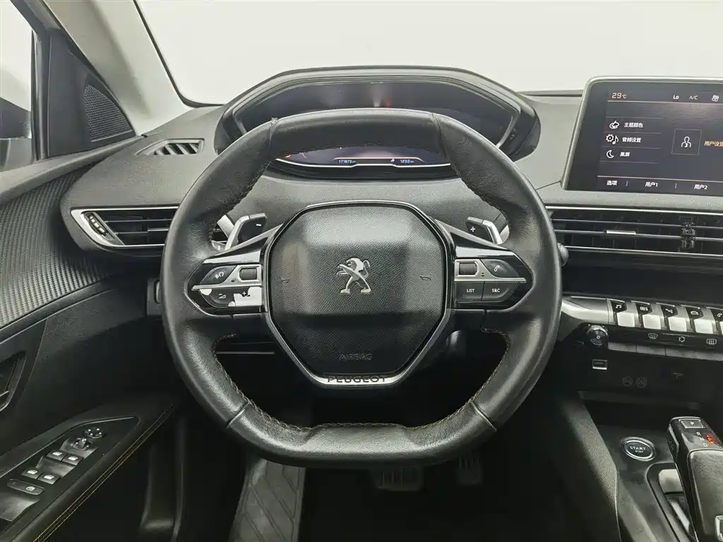Peugeot 4008 2017 — фото 11