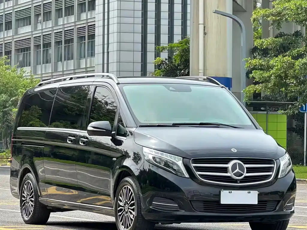 Mercedes-Benz V-Class 2019 — фото 3