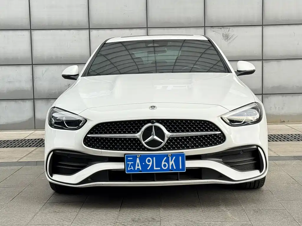 Mercedes-Benz C-Class 2023 — фото 2