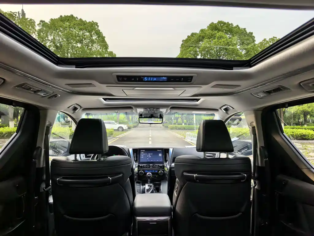 Toyota Vellfire 2021 — фото 14