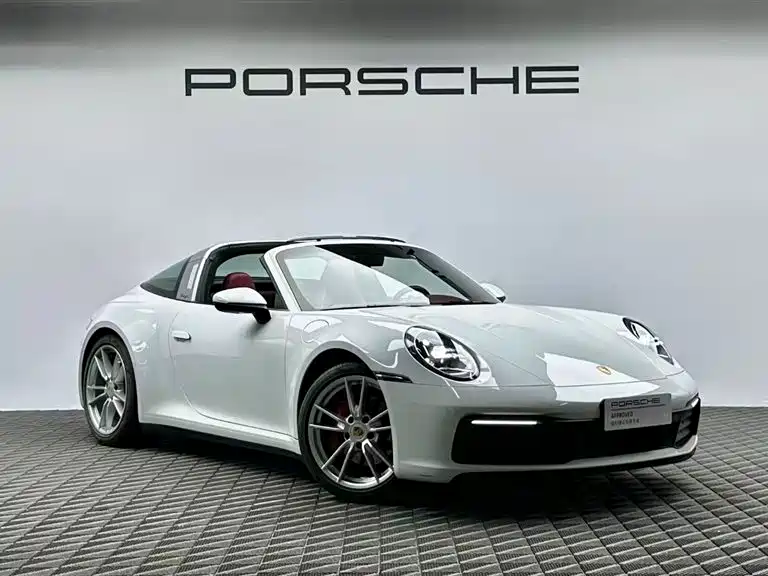 Porsche 911 2022 — фото 3